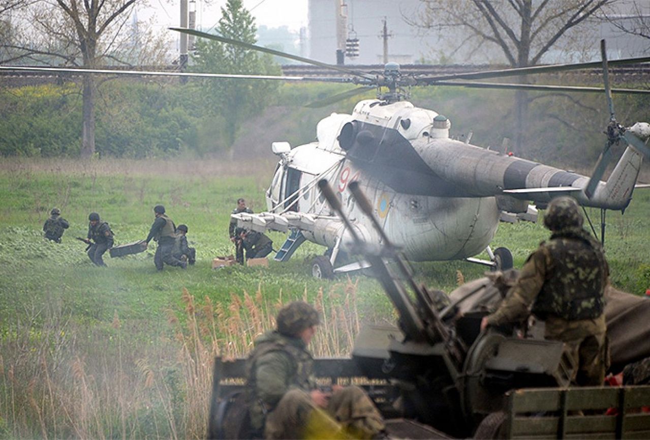 Ukrajinska vojska ušla u gradove blizu mjesta pada malezijskog zrakoplova