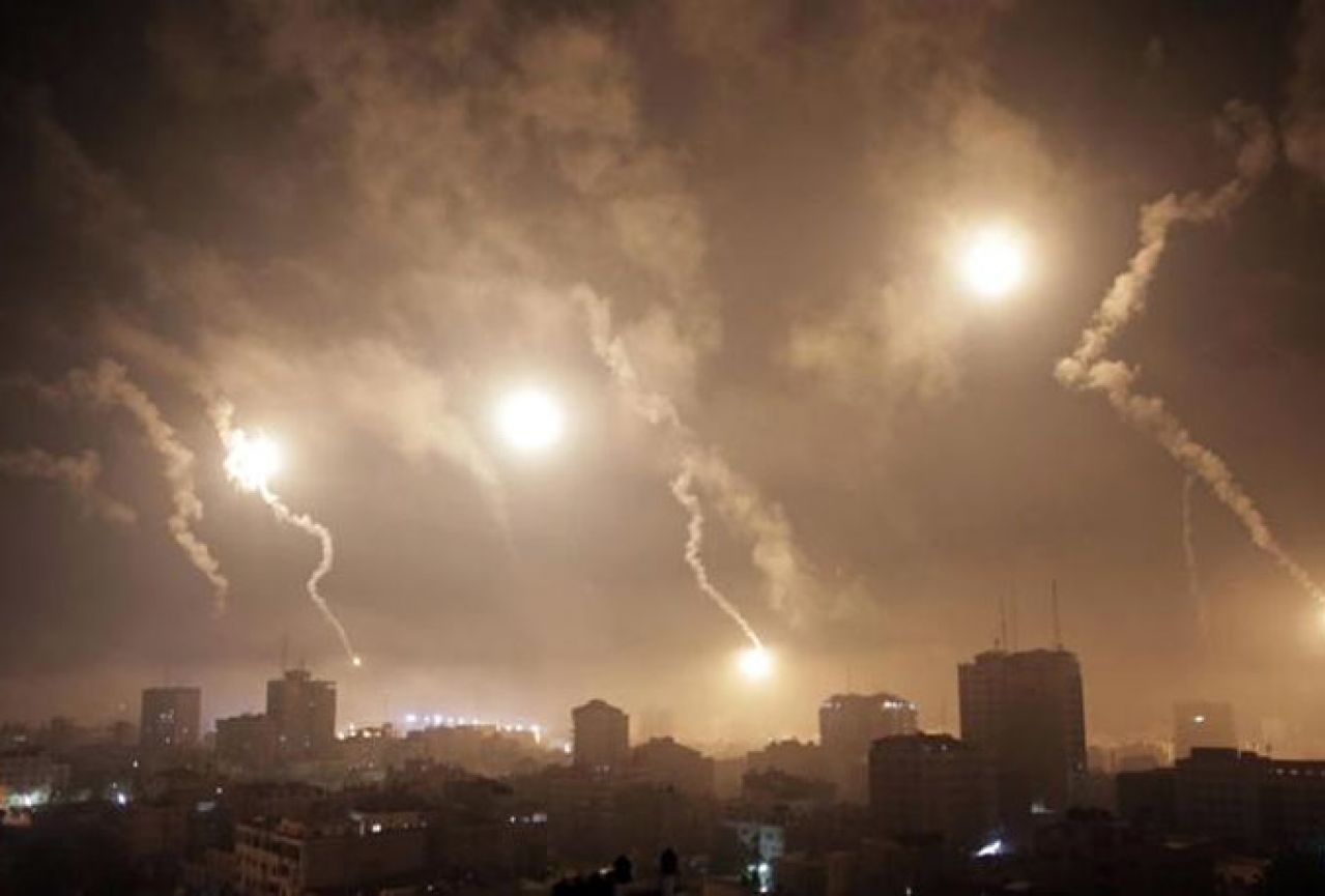 Najkrvaviji dan u Pojasu Gaze - osude cijeloga svijeta