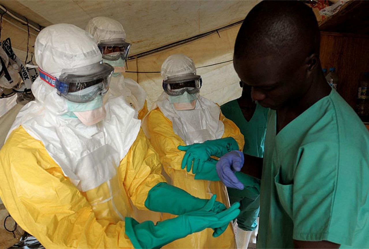 WHO nije zabranio putovanja zbog širenja ebole