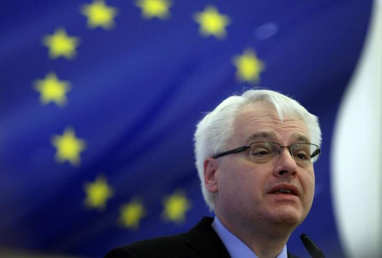 Josipović: Amerika od Hrvatske ne traži ništa