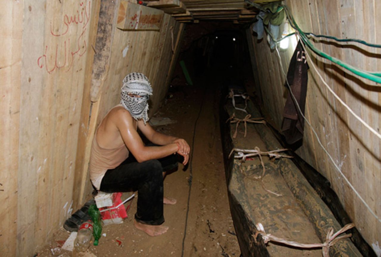 Islamisti pripremaju napad na Bagdad kroz tunele koje je sagradila JNA