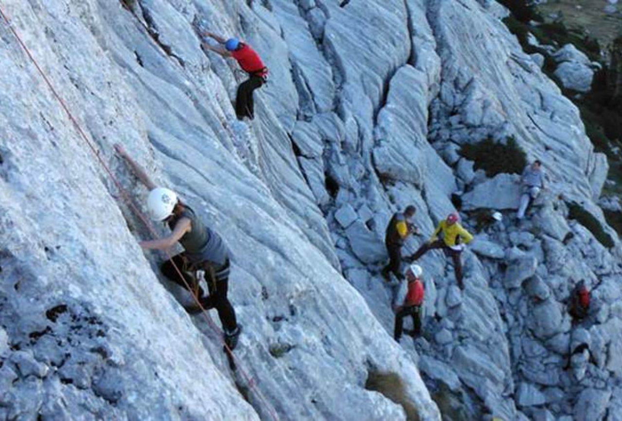 HPD Prenj 1993 Mostar organizira ljetni početni i napredni alpinistički tečaj