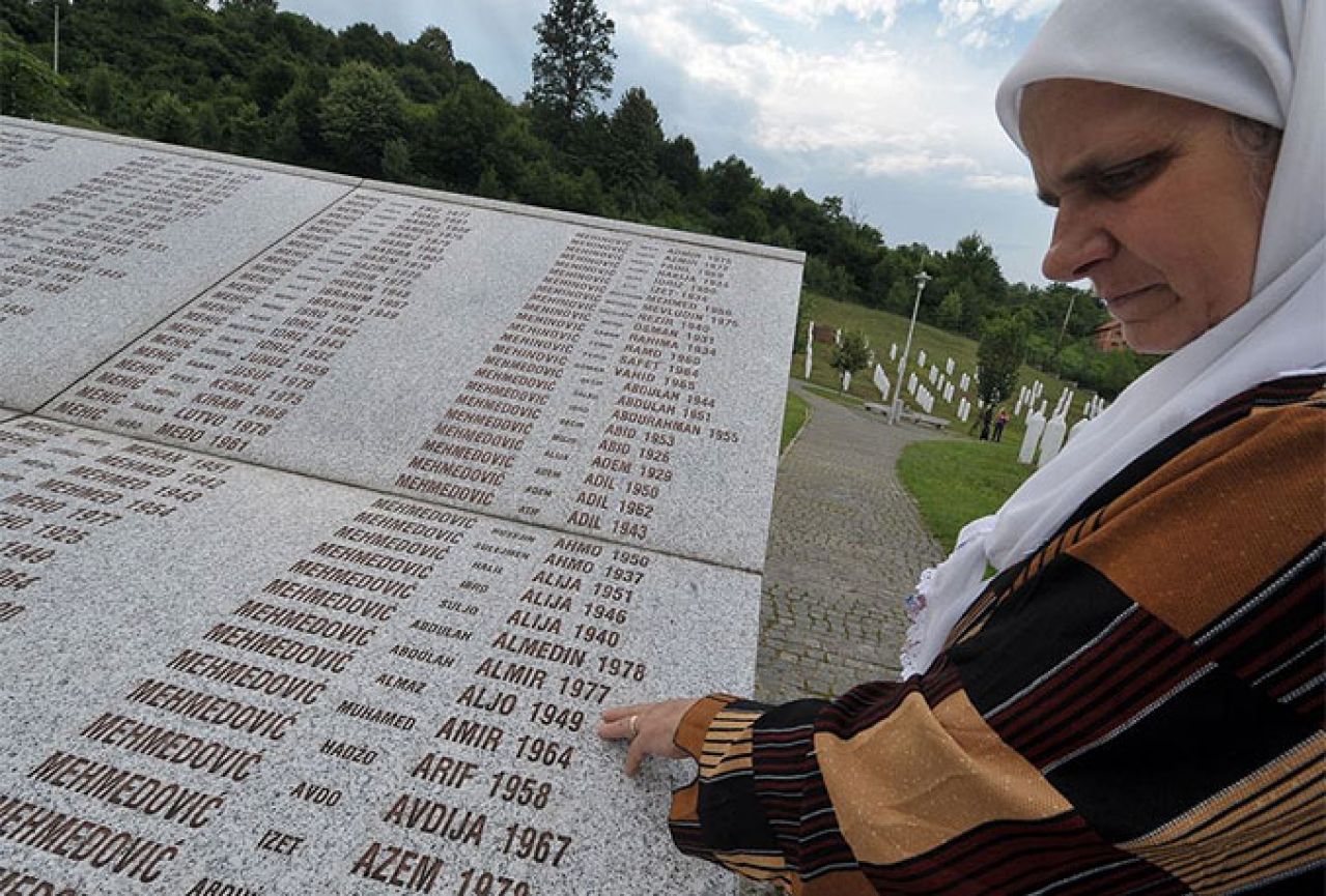 Poruka iz Srebrenice: Crkva i zločinci su uvijek bili rame uz rame