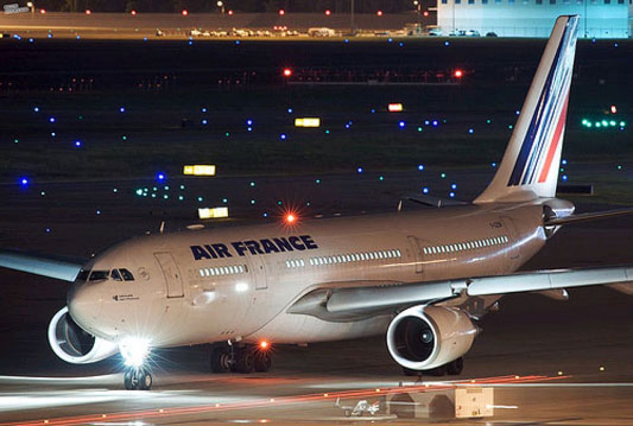 Zbog štrajka pilota otkazana polovica letova Air Francea za ponedjeljak