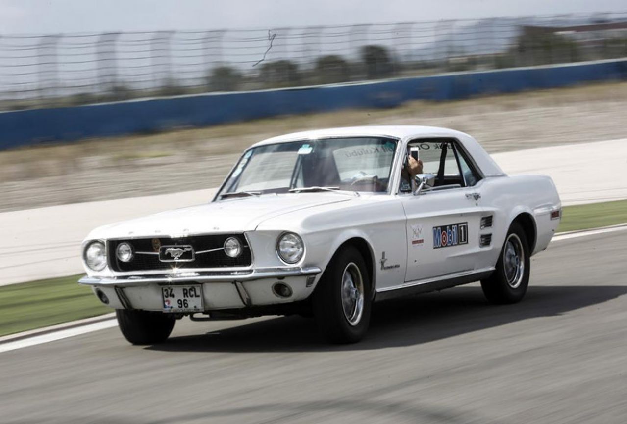 Proslava 50. godišnjice: Ponosni vlasnici pokazali svoje Ford Mustange