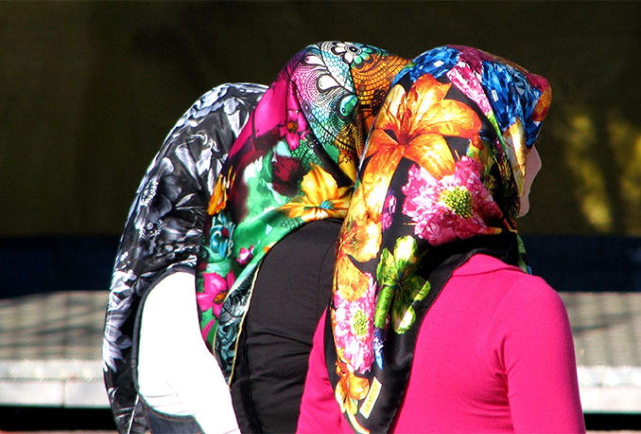 Turska ukida zabranu nošenja marama u školama