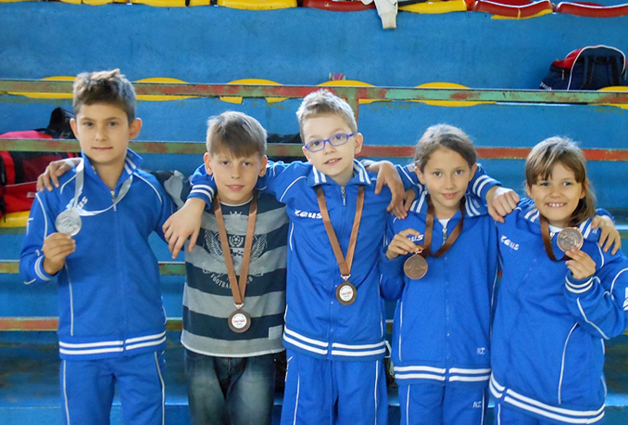 Mostarski klub Cro Star osvojio devet medalja