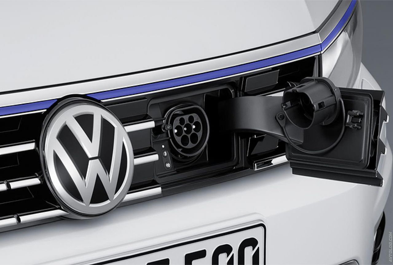 Volkswagen predstavio hibridni Passat GTE