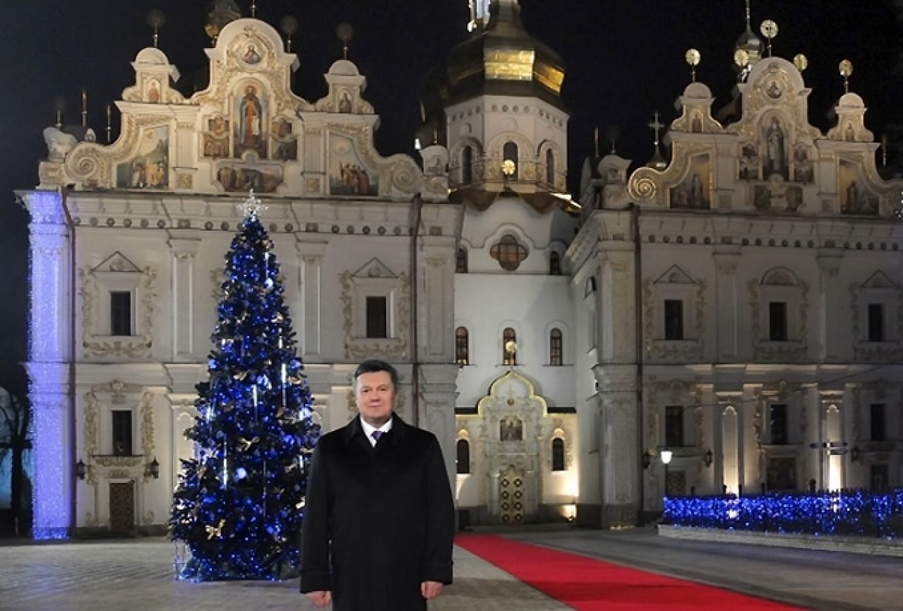 U Bjelorusiji na prodaju slike iz Janukovičevog doma