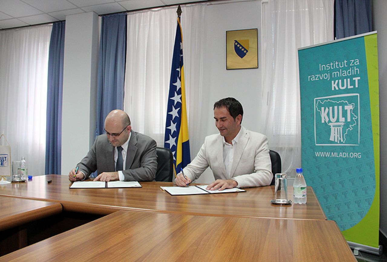 Potpis u Mostaru: Poboljšanje kriterija za dodjelu grant sredstava mladima i ženama