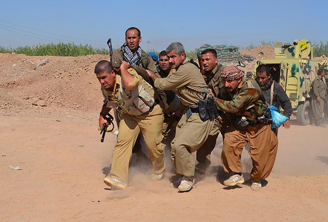 Kurdi opkolili desetak boraca Islamske države u jednoj klinici
