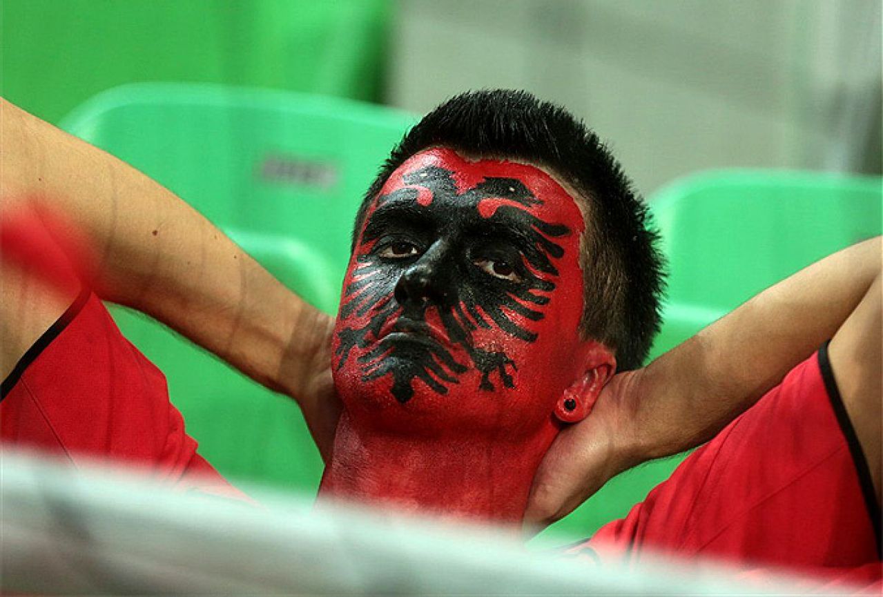 Navijači Albanije ne mogu na stadion, ako netko dođe biti će uhićen
