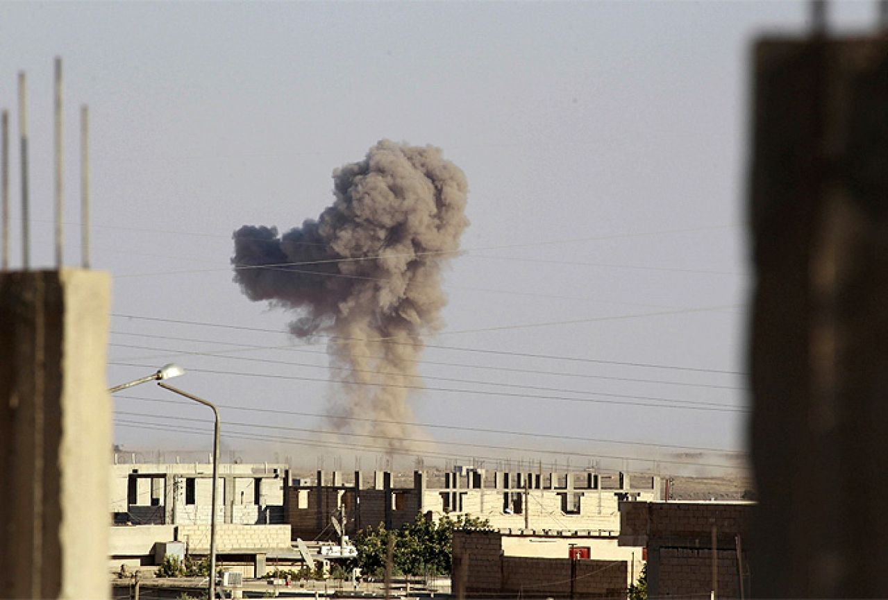 Sirija: Izveden 21 zračni napad na Islamsku državu