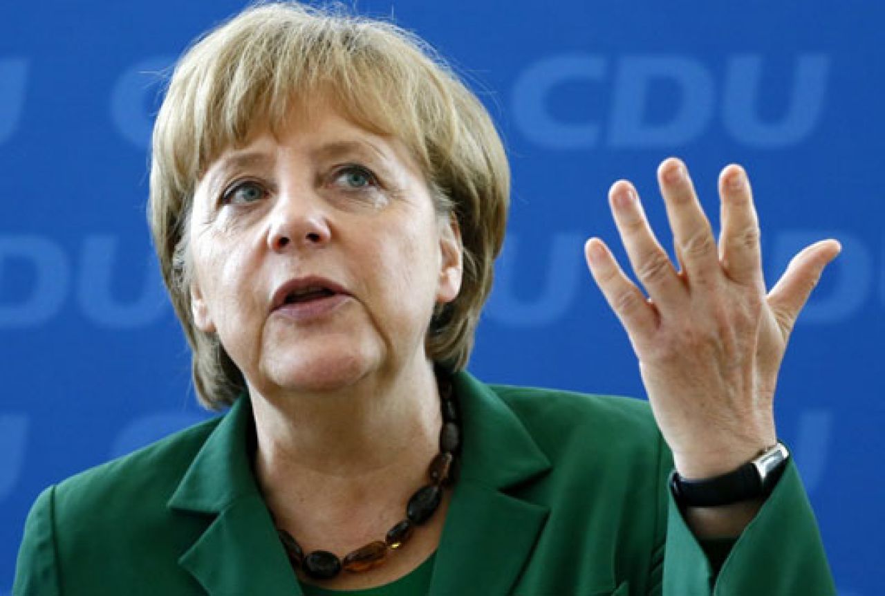 Merkel: Zajedno se moramo suprotstaviti ISIL-u