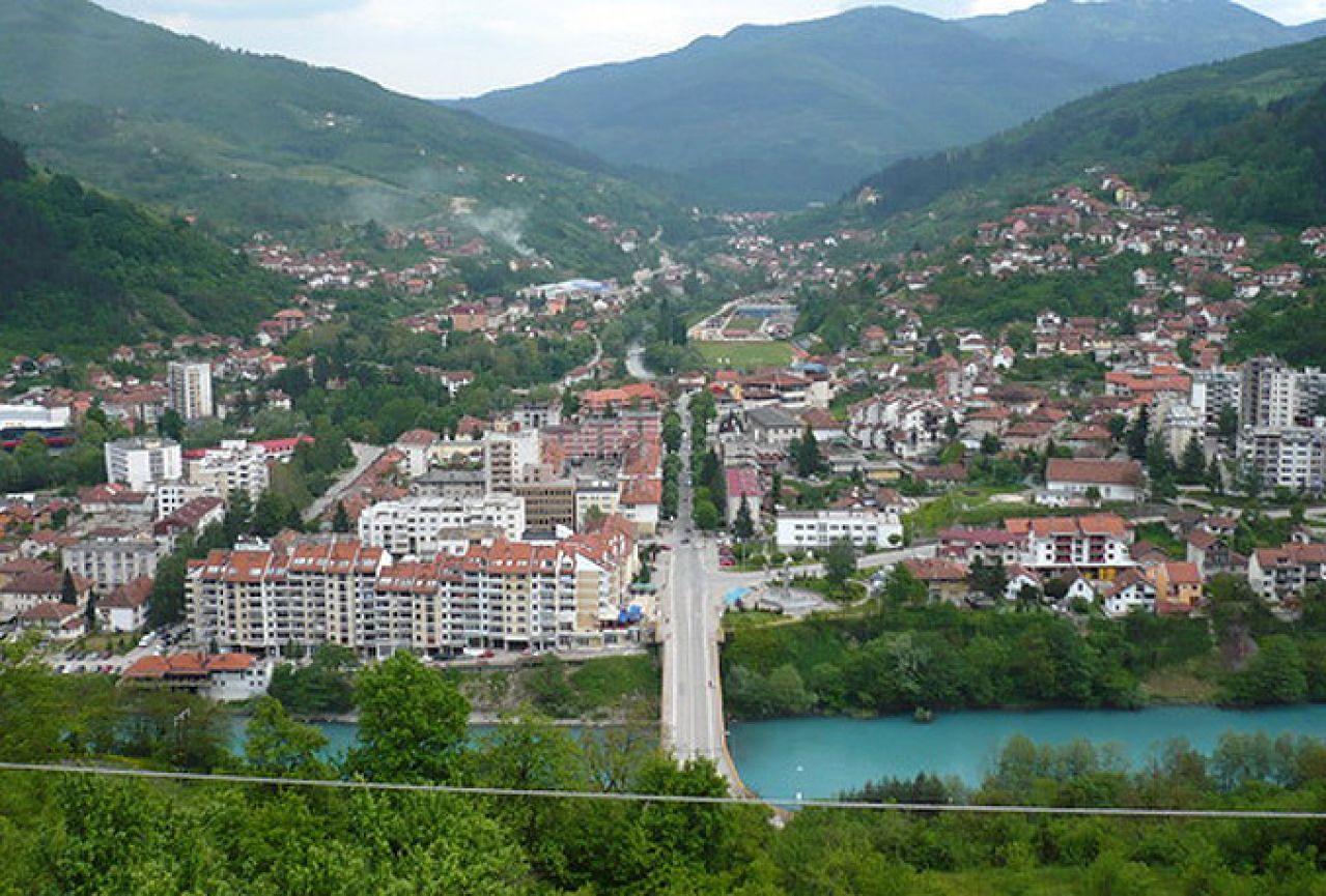 Firme iz Mostara, Jablanice i Foče radit će na obnovi Aladža džamije