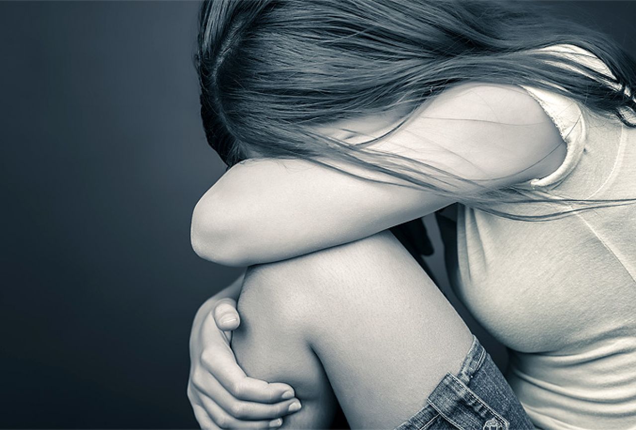 Istraživanje dokazalo da je depresija češća kod tinejdžerica 