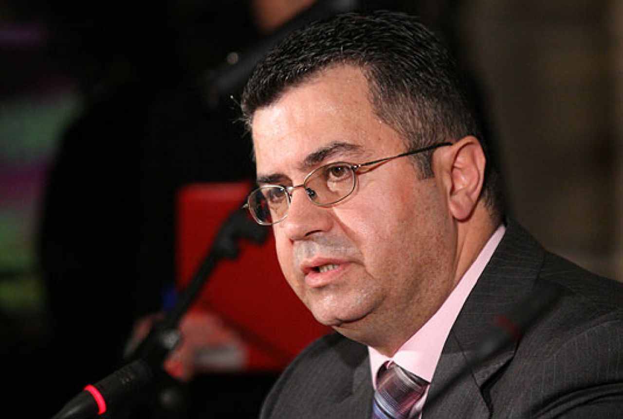 Zoran Bakula rekao da nema veze s optužbama