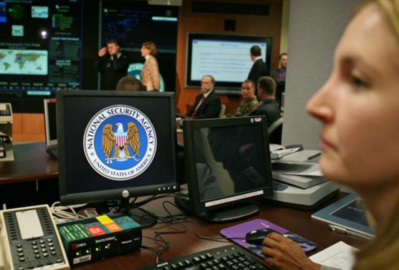 Britanska vlada priznala da obavještajne službe mogu špijunirati bez dopuštenja