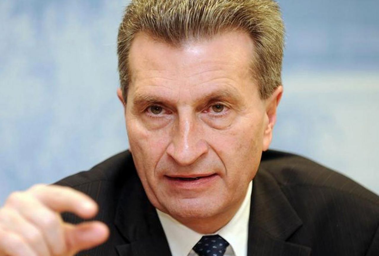 Oettinger želi uvođenje europskog Google poreza