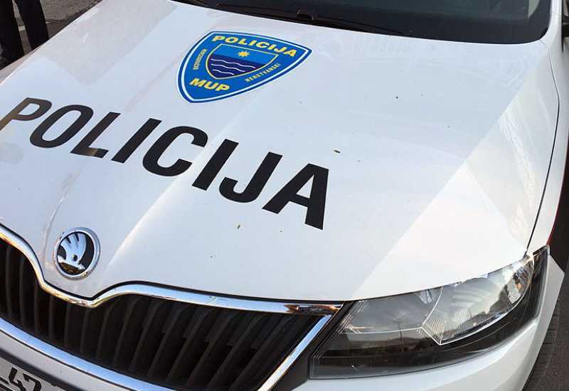 Bljesak.info - Policija u automobilu Stočanina pronašla canabis