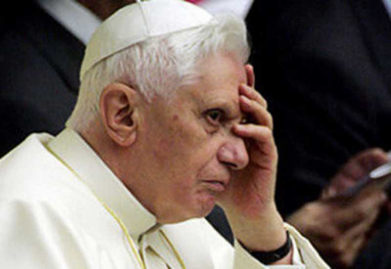 Aktivisti pozivaju Ratzingera da prestane koristiti papinsko ime