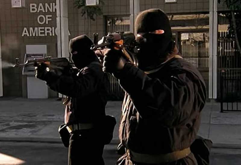Naoružani automatskim oružjem opljačkali trgovinu u Mostaru