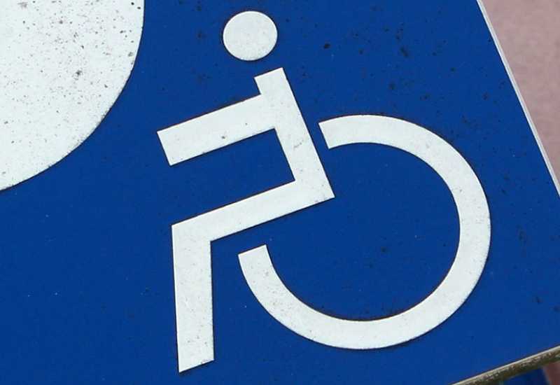 Bljesak.info - MUP ŽZH poziva vozače s invaliditetom da preuzmu naljepnice za parking
