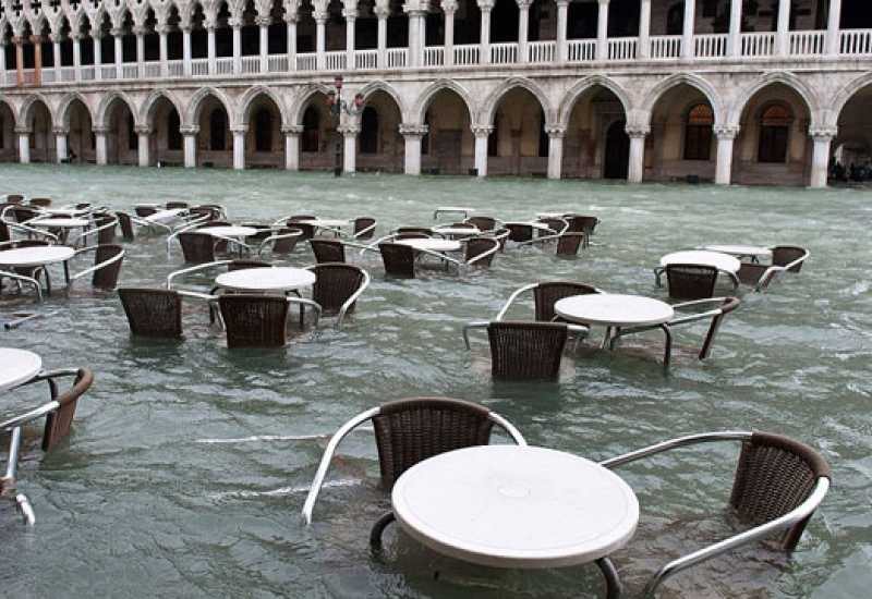 Venecija testira novi sustav zaštite od poplava, pomaže i tvrtka iz Hrvatske