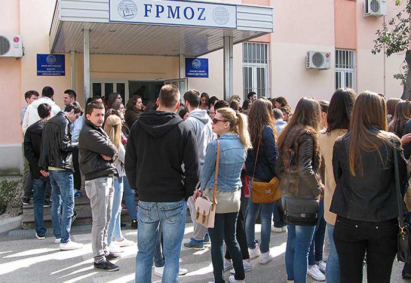 Bljesak.info - Planiraju se klasični ispitni rokovi: Studenti se vraćaju u Mostar?
