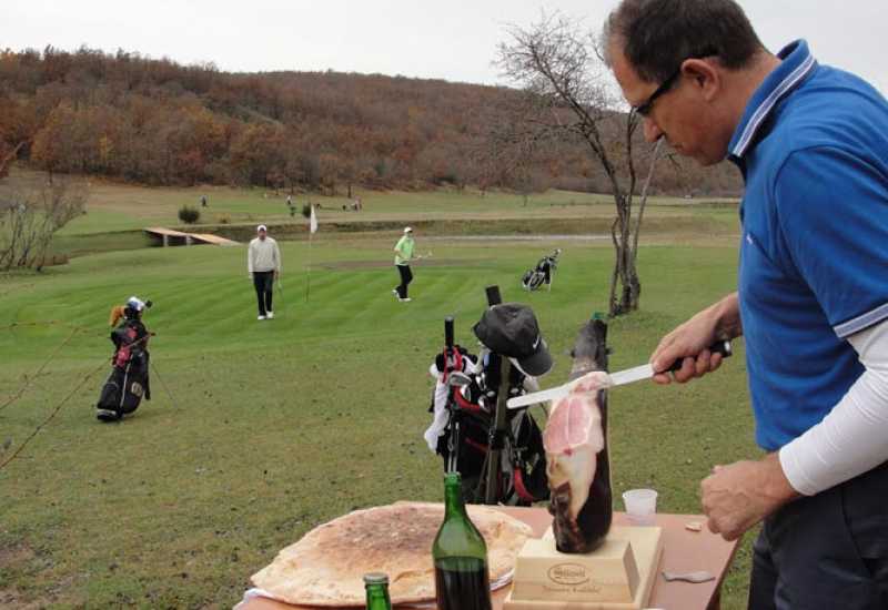Posušje dokazuje kako su golf i vino odlična kombinacija 