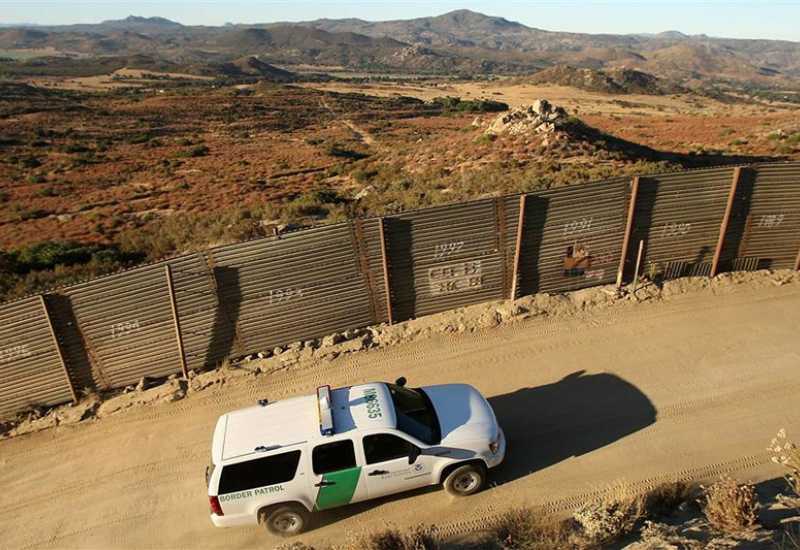  - Blokirana Vlada SAD-a zbog spora o zidu prema Meksiku