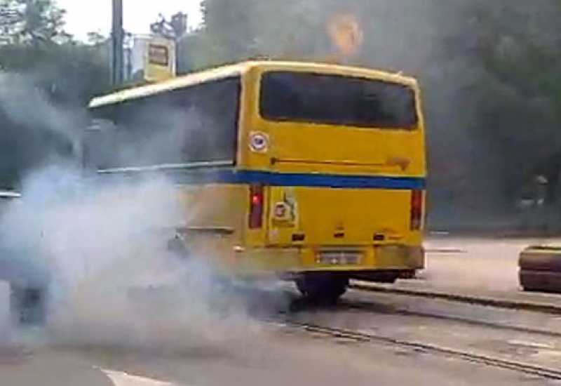  - Arnautović:  Iz tri firme izuzeta dokumentacija o nabavci autobusa na plin