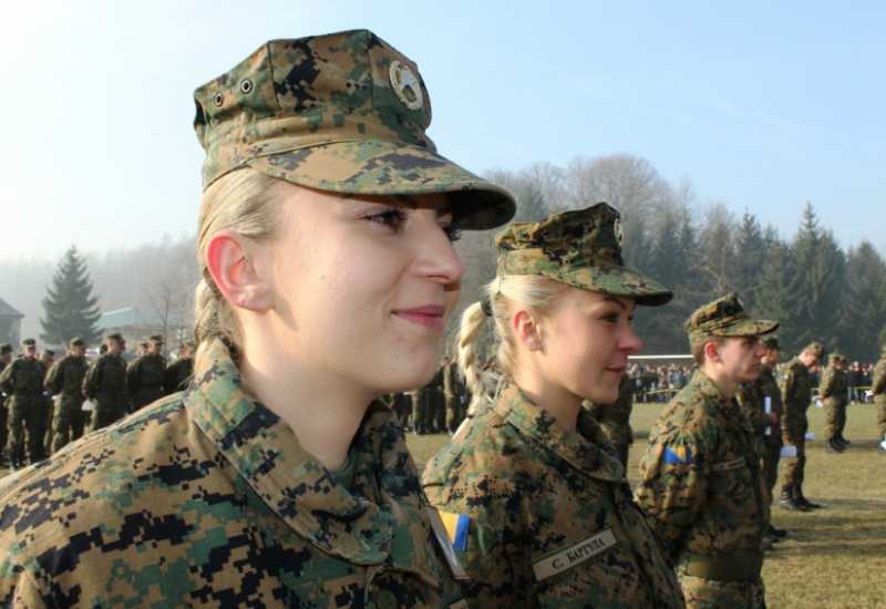 Raste broj žena u bh. vojsci 
