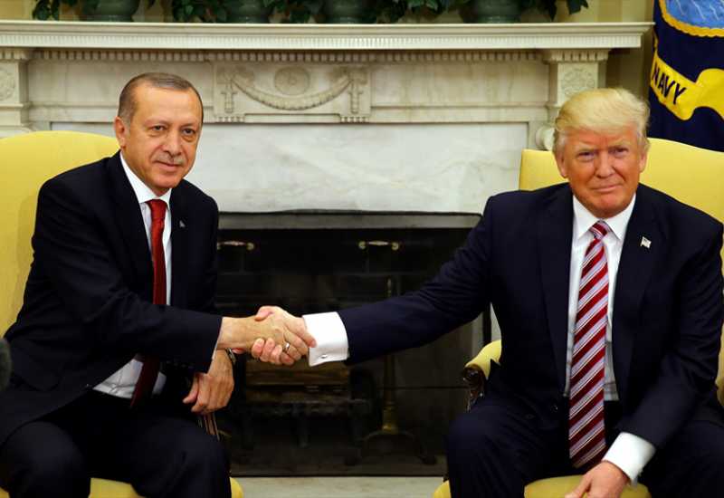 Erdogan i Trump razgovarali o Siriji, bilateralnim odnosima i summitu u Sočiju