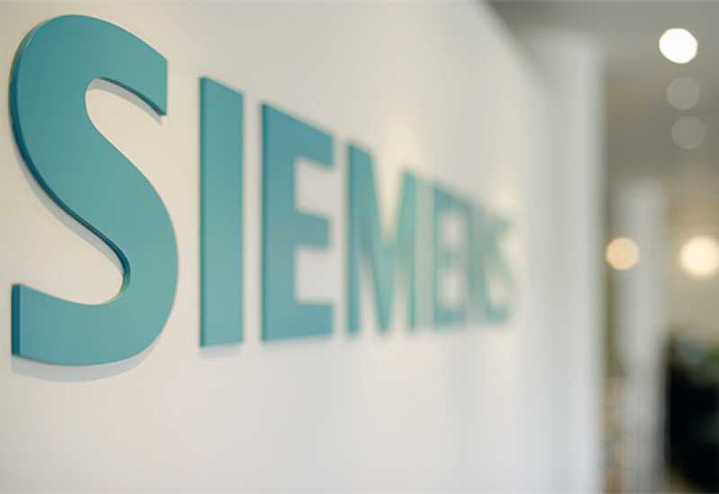 Siemensova dobit oštro pala