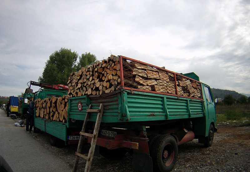 Bljesak.info - Hercegovci vjerni drvima, ali sve veći broj ih prelazi na grijanje na struju