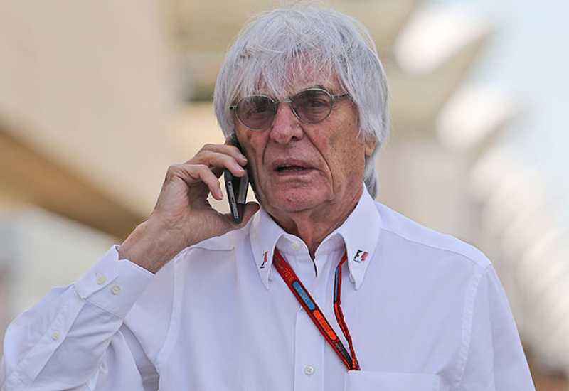 Ecclestone: Mercedes bi mogao prekinuti ugovor sa Hamiltonom