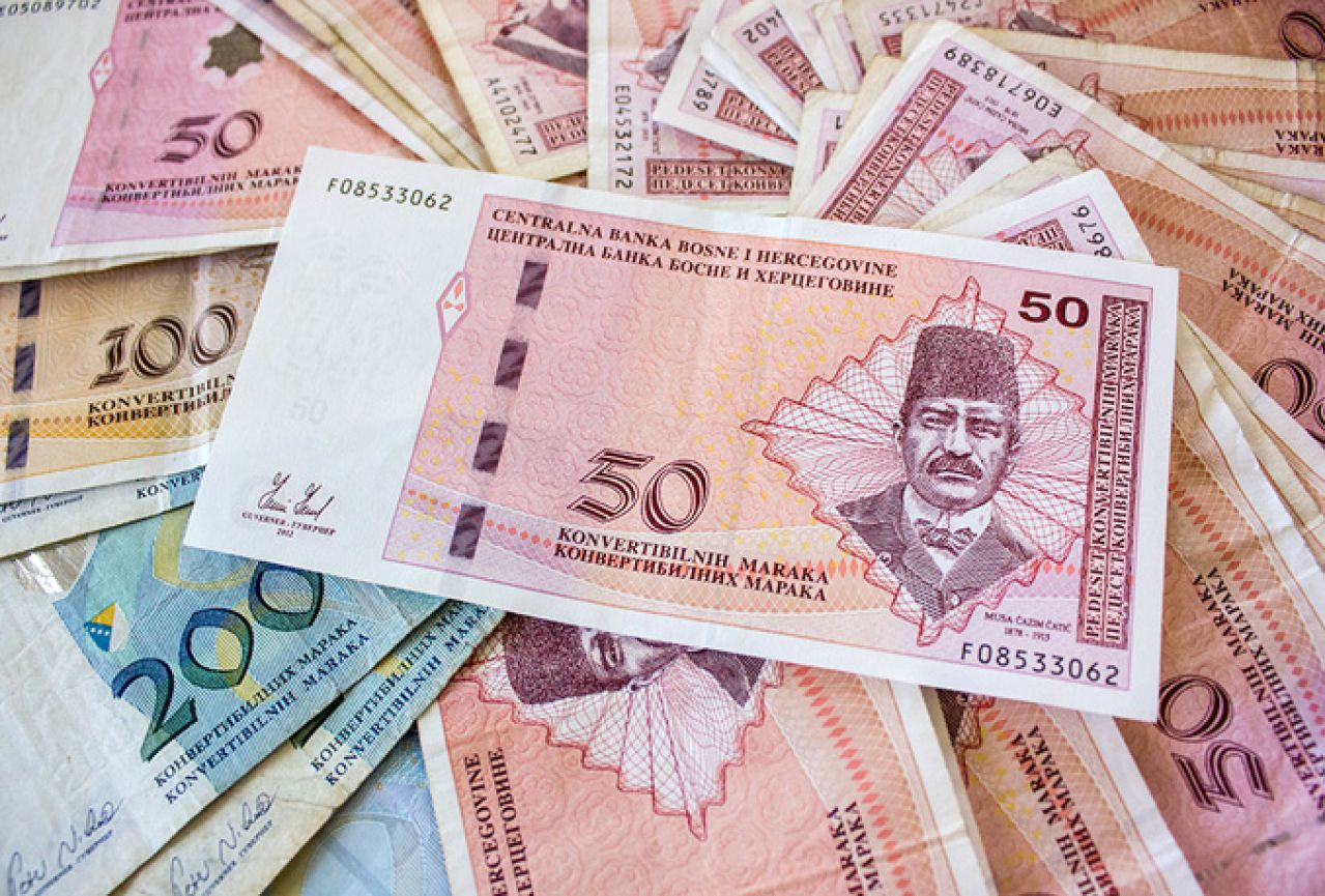 Босния и герцеговина валюта. Босния и Герцеговина экономика. Валюта Боснии и Герцеговины. Деньги Боснии и Герцеговины. Купюры Боснии.