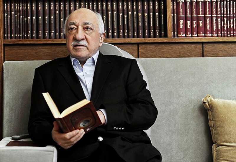 Turska otpušta 2.700 osoba zbog veza sa Gulenovom mrežom