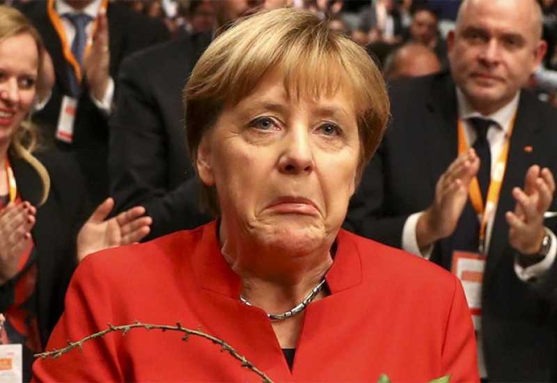  - Skoro svaki drugi Nijemac vjeruje da Merkel treba odstupiti