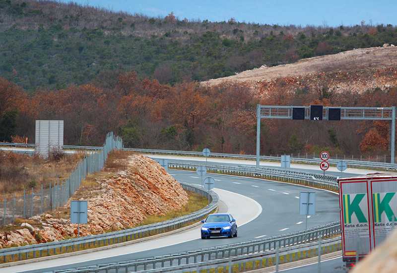 Nije ti ovo Autobahn: Nijemac jurio hrvatskom autocestom 241 kilometar na sat 