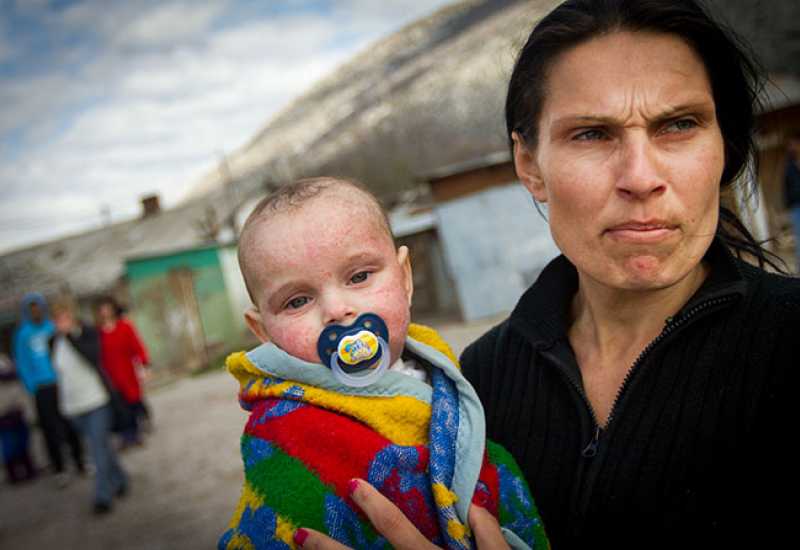 Bljesak.info - Bh. vlasti trebaju pomoći Romima, ne može se sve očekivati od EU   