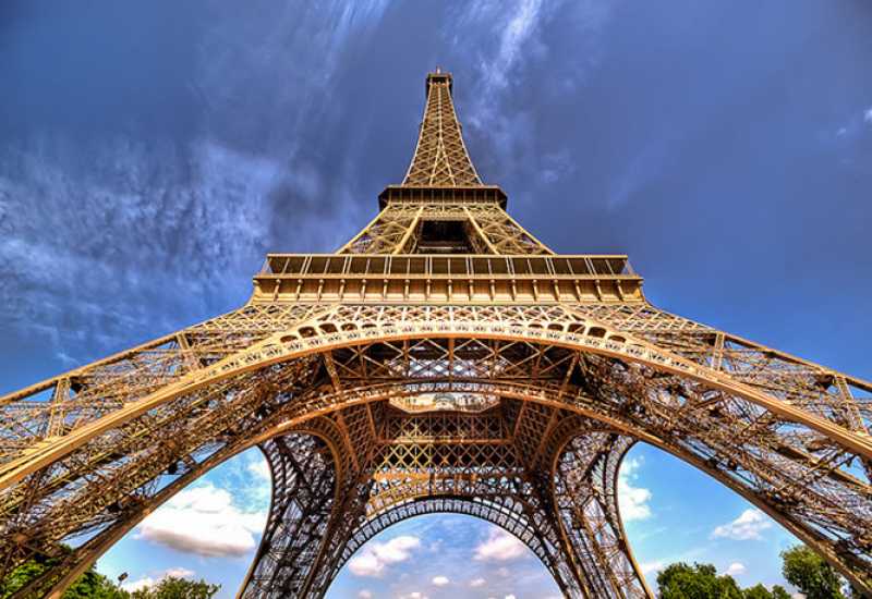 Eiffelov toranj porastao za 6 metara