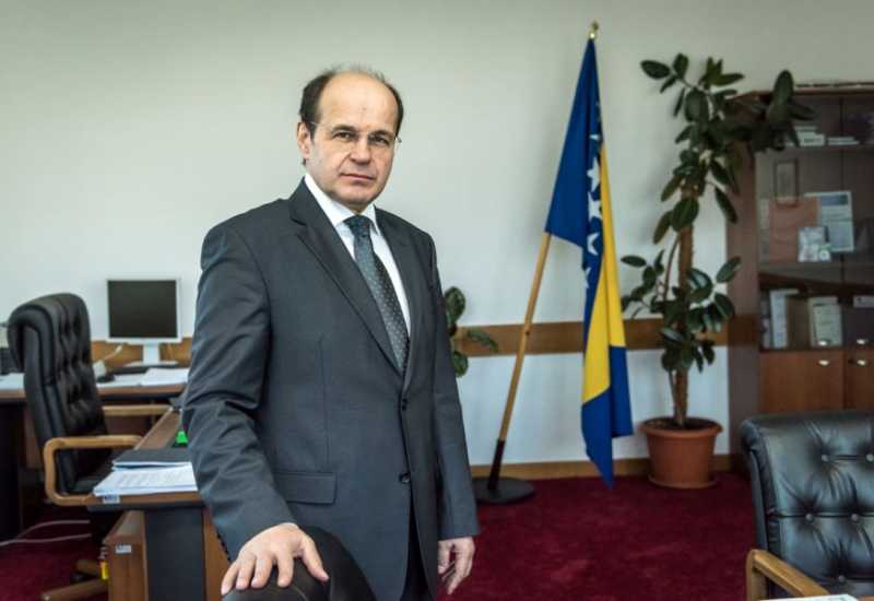 Osmanović: Tender za putovnice nije poništen nego prolongiran