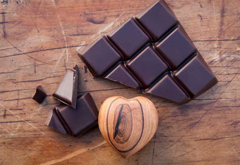 5 razloga za tamnu čokoladu