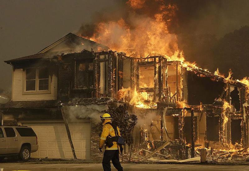 Požari bjesne Kalifornijom, pogledajte strašne prizore