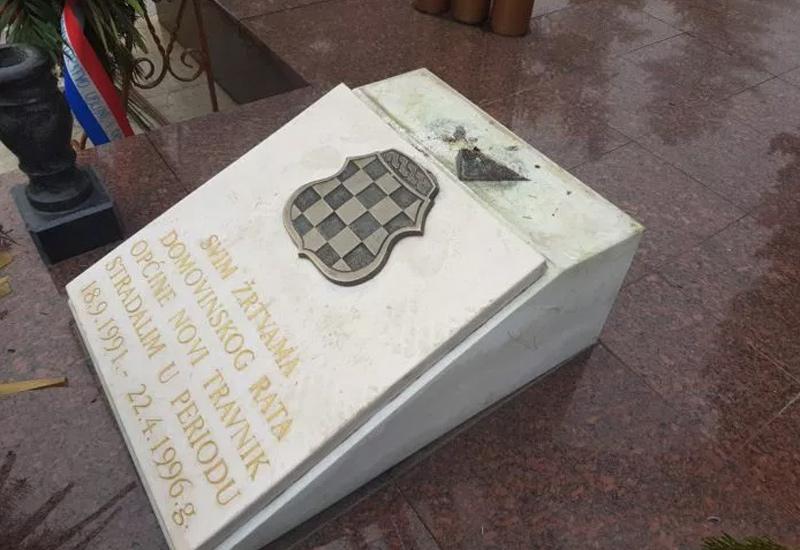 U Novom Travniku oštećen spomenik hrvatskim braniteljima