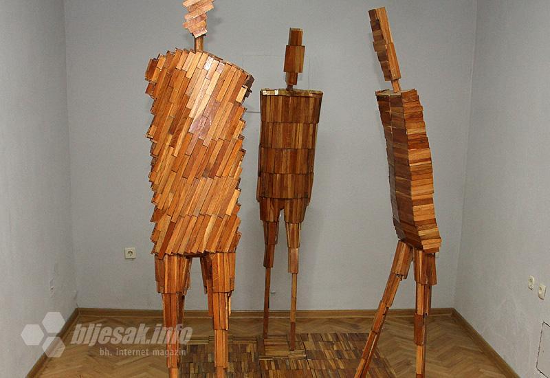 Materija-oblik-varijabla: Otvorena izložba kipara Borisa Orenčuka
