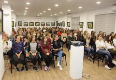 Predavanje u Mostaru: Sve više žena ovisno o kockanju