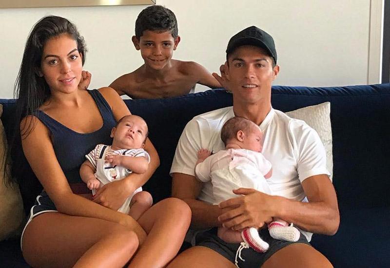 Raspoloženi Cristiano Ronaldo otkrio spol i ime četvrtog djeteta
